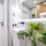 Blue Horizon P R A T U M