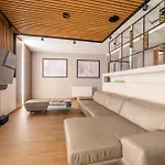 Blue Horizon P R A T U M